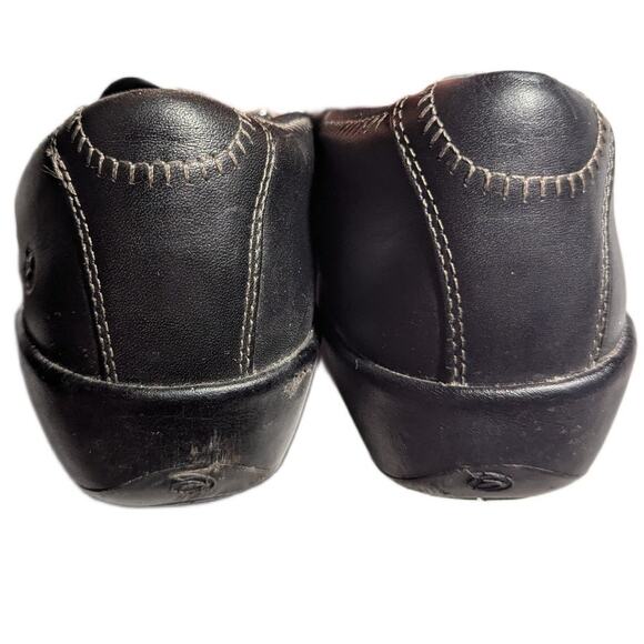 Aravon Black Leather Slip-On Seam Detail Comfort Wedge Walking Loafers Sz 6.5 D - Picture 3 of 7